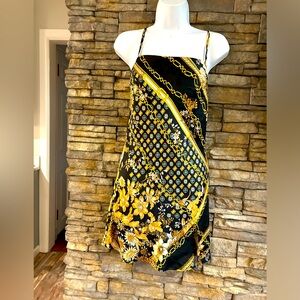 Princess Polly Slip Dress black and gold flowers and chain design NWT Size 2